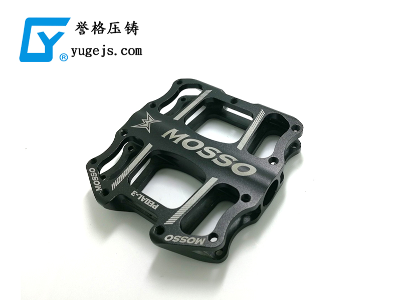 熱室壓鑄機的結構 熱室壓鑄機的結構